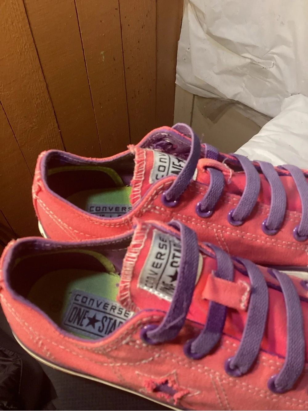 Converse Sneakers Size 2 Juniors One Star Hot Pink Purple Star Shoes